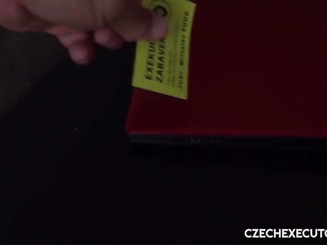 Czech big tits debtor Chloe Lamour can pay with her pussy