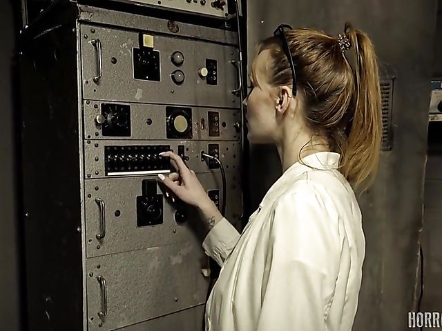 Belle Claire - Crazy anal sex with Cunthulhu