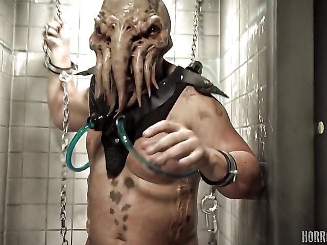 Belle Claire - Crazy anal sex with Cunthulhu