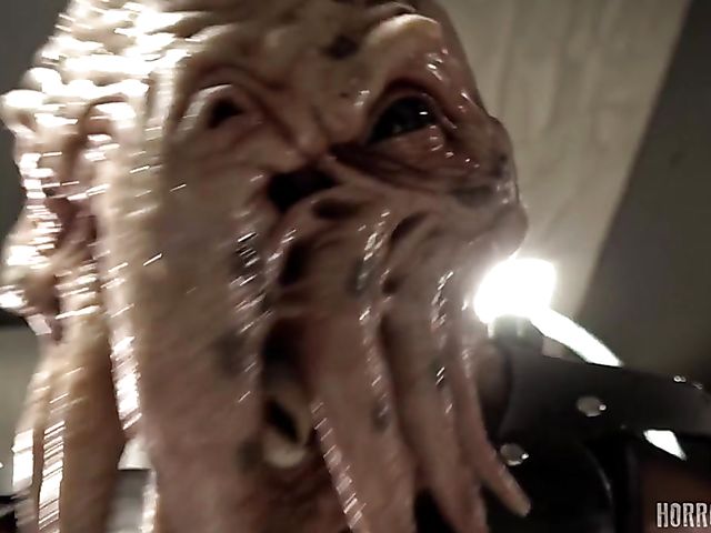 Belle Claire - Crazy anal sex with Cunthulhu