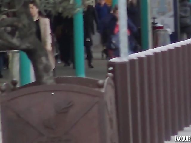 Beatrice - 40-year-old French MILF anal in black leather boots