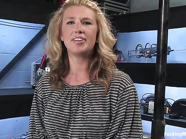 Cheerful Mason gets her pussy and ass drilled by dildo machine