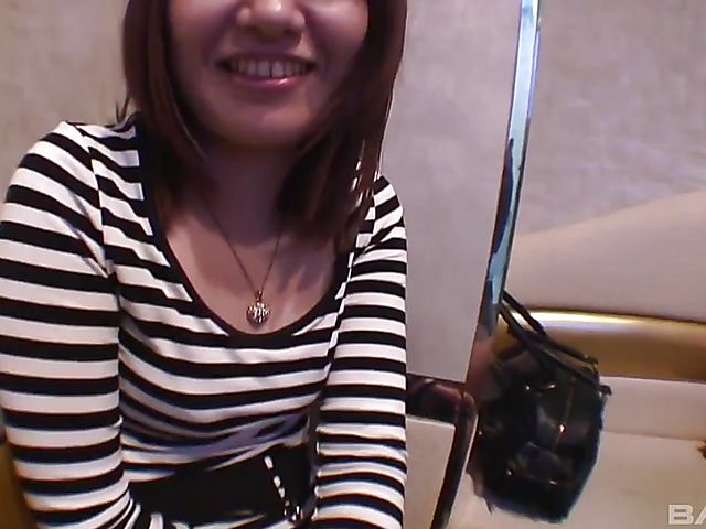 Tiny titty Hazuki Sunaaya gets her japanese shaved pussy plugged