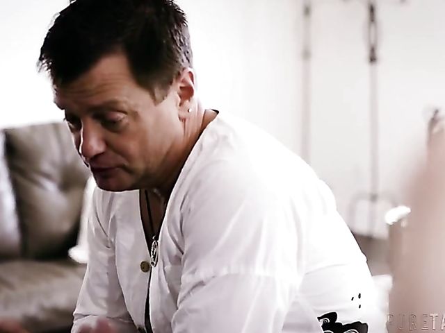 Uncle niece taboo fuck fantasy with teen petite Lexi Lore 