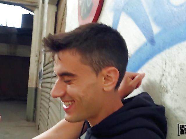 Hairy pussy fuck with horny young slut Luna Rival