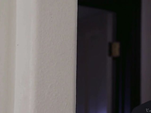 MILF stepmom India Summer gets seduces by her hot stepson