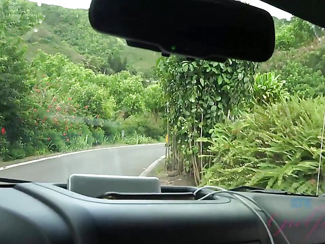 POV outdoor quickie with his bikini girlfriend Chloe Temple