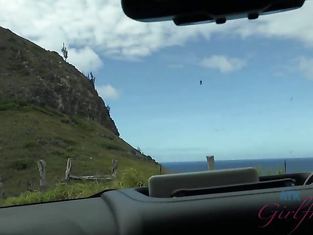 POV outdoor quickie with his bikini girlfriend Chloe Temple