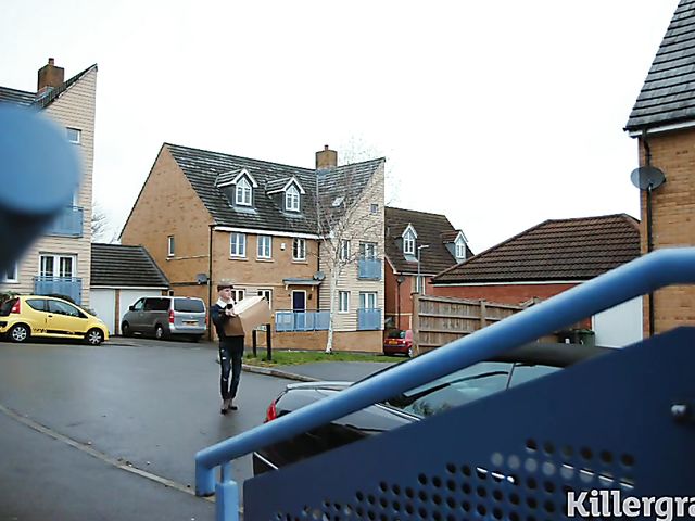 Big tits MILF slut Michelle Thorne anal fucked by a delivery boy