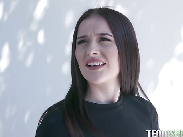 Moms vs teens lezdom strapon foursome with Ashley Red, Lisey Sweet, Danni Rivers and Natasha Starr