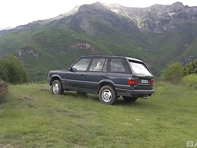 Outdoor anal with sporty european and asian babes by Private