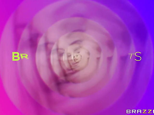 Big booty MILF yoga with Julie Cash and lucky Xander Corvus