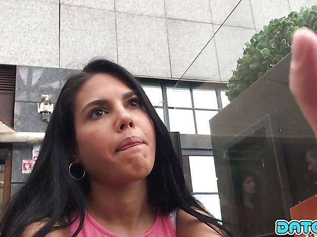 Fuck date with easy Spanish girl Apolonia Lapiedra
