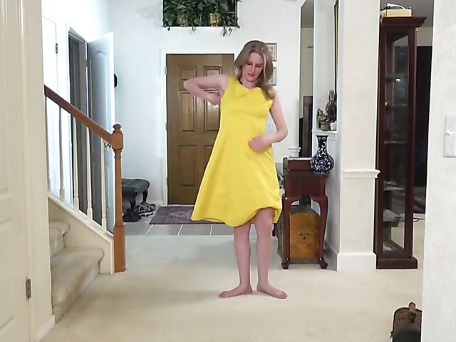 Chelsea Carter - Panties down and fingering herself on the floor