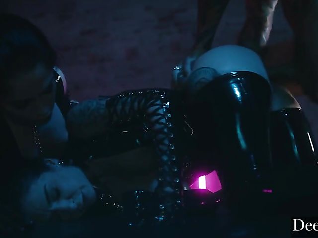 Latex threesome in the dark with Kayden Kross and Aidra Fox