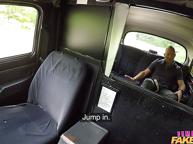 Hard crazy fuck with squirting MILF Jarushka Ross in a taxi