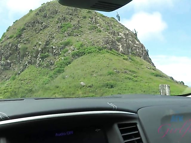 Outdoor POV fun with Vera King on the way to the beach