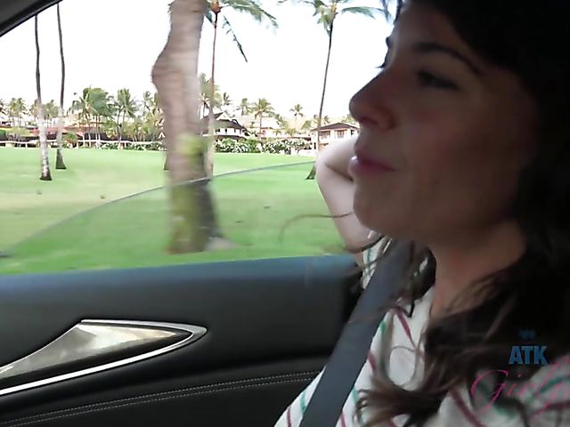 Outdoor POV fun with Vera King on the way to the beach