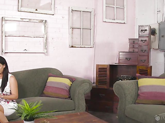 Mom India Summer lesbian threeway with Katie Morgan and adorable Aidra Fox