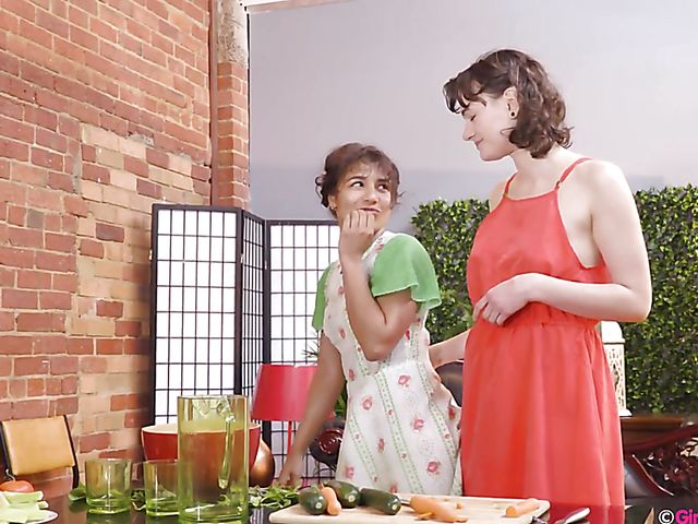 Dodi fucks Rubi Valentines' lesbian hairy pussy with a cucumber