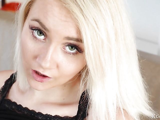 Licking machine fun and dildo ride with cute Marilyn Sugar