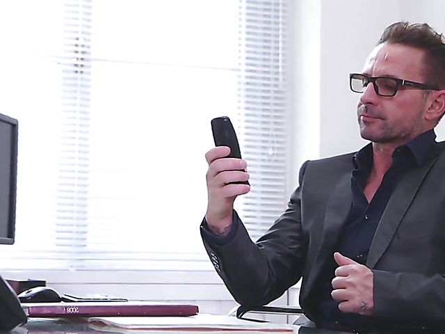 Hot secretary in sexy stockings Rose Delight is her boss' fuck toy