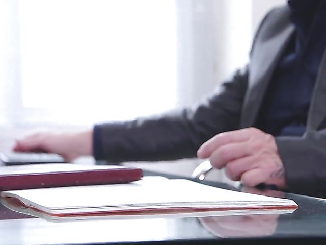 Hot secretary in sexy stockings Rose Delight is her boss' fuck toy