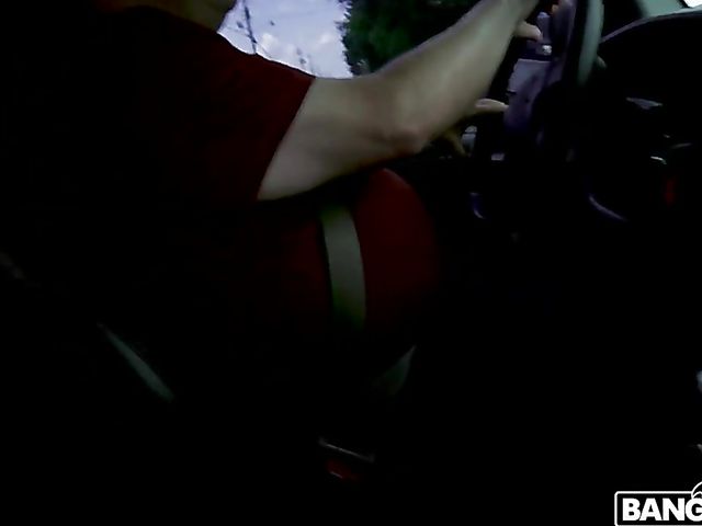 Stacked teen with young big tits Dylann Vox gets a ride