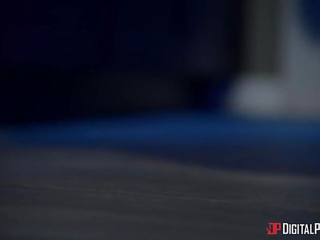 Alternative tattoo MILF Joanna Angel is horny for that black meat