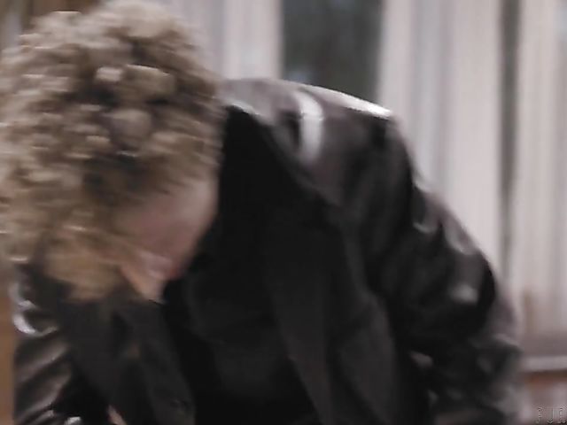 Whitney Wright's wild hard sex session with Michael Vegas