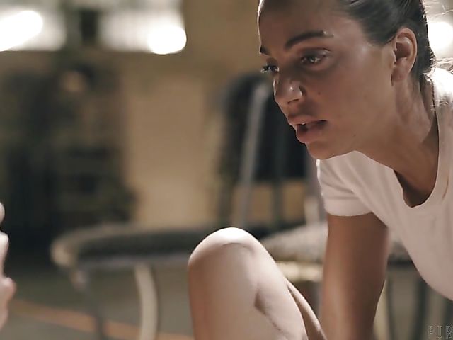 Police lesbian Abigail Mac arresting Kenzie Reeves's pussy