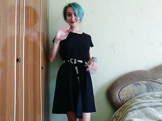 Russian amateur goes out with ben wa balls in her vagina