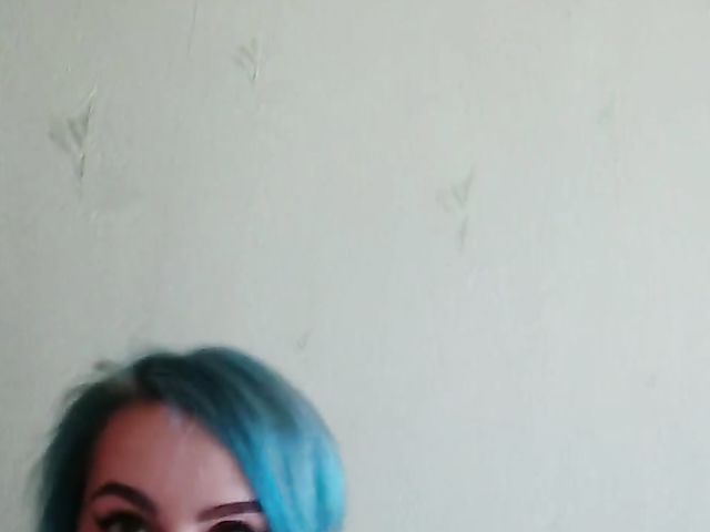 Russian amateur goes out with ben wa balls in her vagina