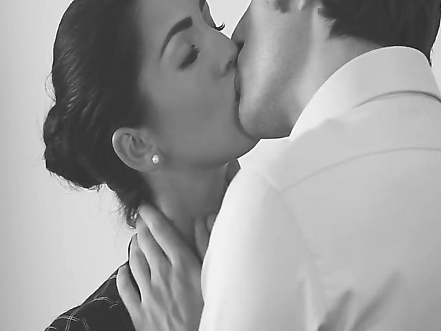 Erotica sex by FrolicMe featuring Loren Minardi fucking with her man