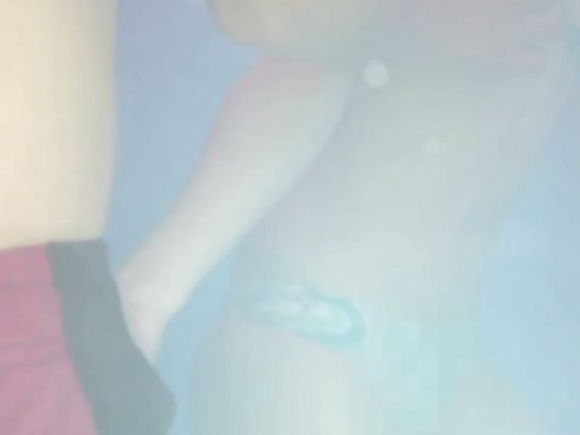 Japanese underwater sex in the swimming pool