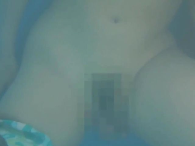 Japanese underwater sex in the swimming pool