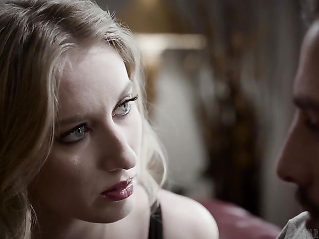 Natural MILF Riley Reyes having sex with Lucas Frost