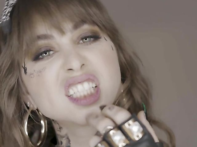 Inked up Riley Reid interracial fun with a black gun in her pussy