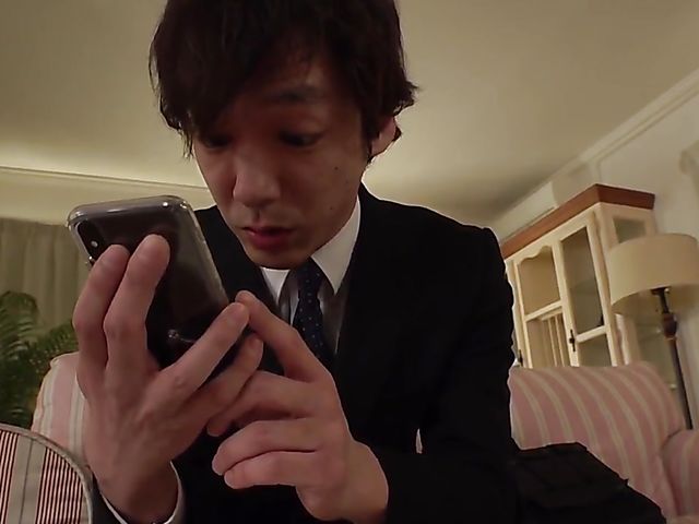 Busty Japanese wife Leila Natsuki getting humped