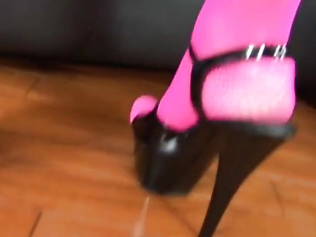 Squirting asian Katherine Lee gets fucked nice and hard before she cums