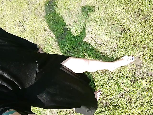 Amateur public pussy flashing and eating off the toilet