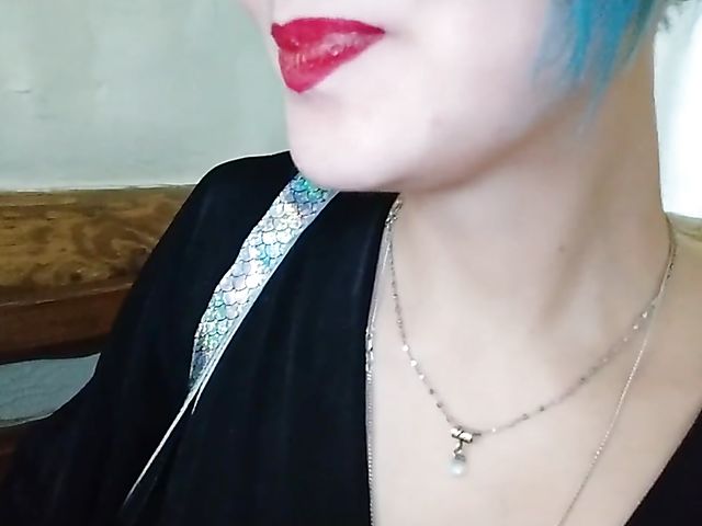 Amateur public pussy flashing and eating off the toilet