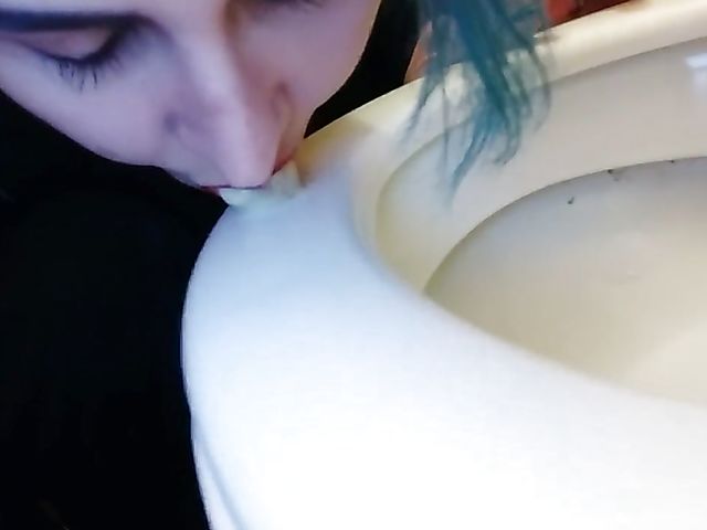 Amateur public pussy flashing and eating off the toilet