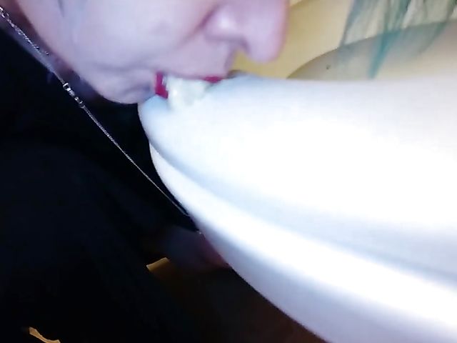 Amateur public pussy flashing and eating off the toilet