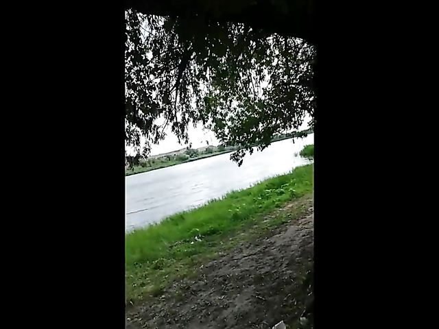 Outdoor amateur GF Alina gets nailed outdoors by the car 