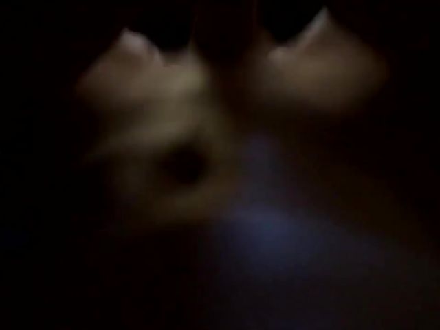 Amateur cunnilingus and banging with his blindfolded girlfriend