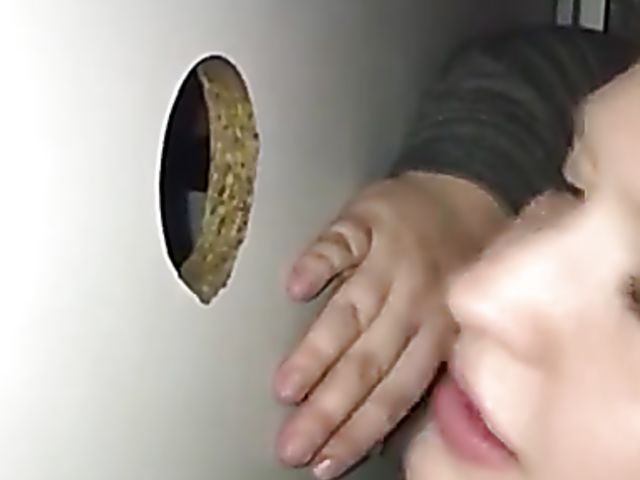 Amateur gloryhole with a cum hungry woman