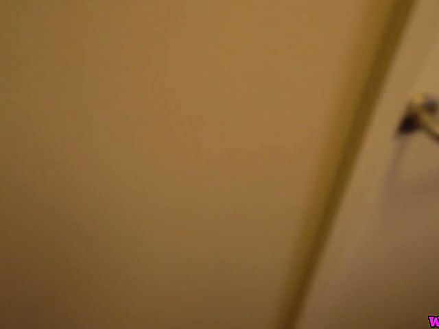 Flat chested Kylie Nymphette fingering solo in her bed