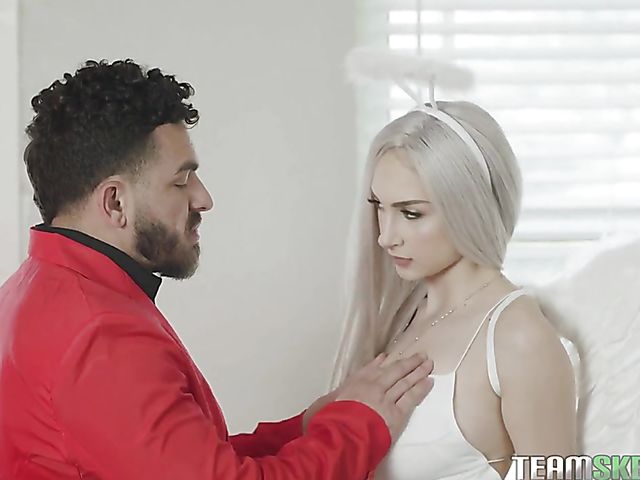 White angel with big natural boobs Dylann Vox