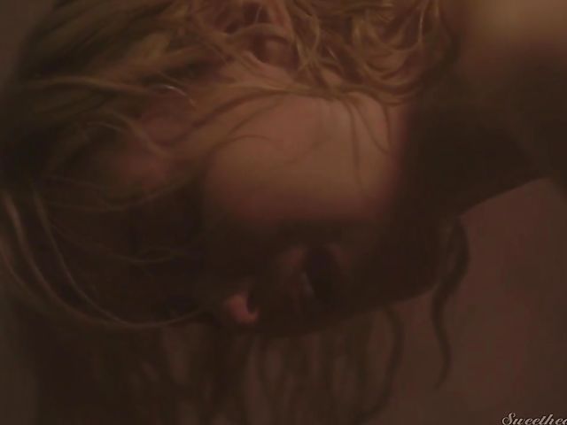 Chloe Cherry and Serene Siren steamy lesbian shower